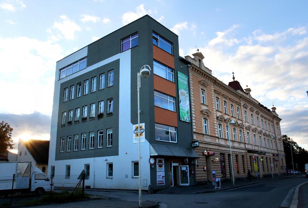 Hotel Slavia Tábor Exterior foto
